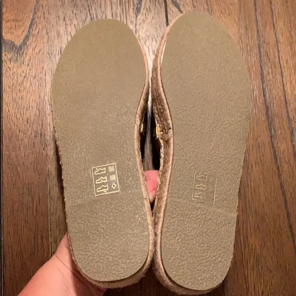 New never worn ASOS black suede cap toe straw espadrilles size 8W - Picture 7 of 7